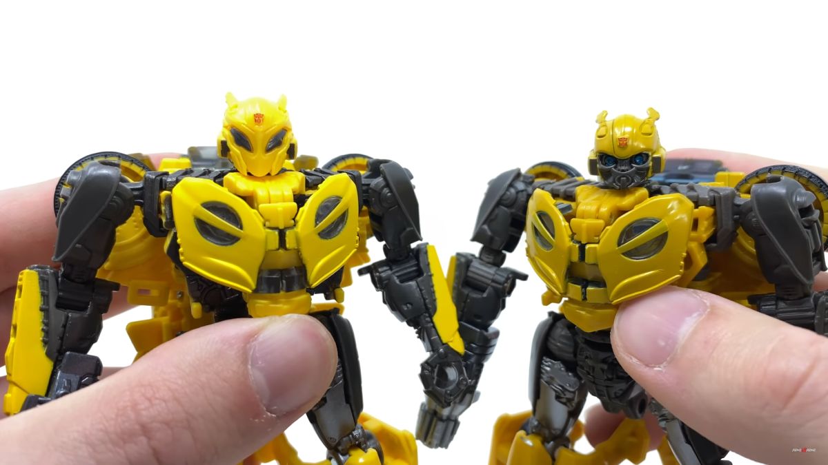B-127 イエロー ロボットフィギュア Studio Series B-127 Bumblebee Unmasked Variant Revealed In